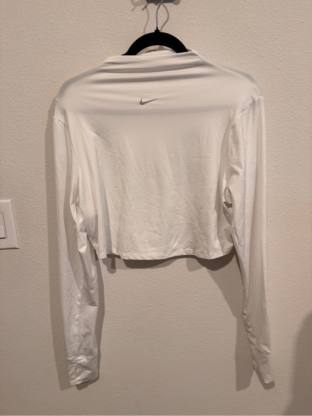 Nike Dri-FIT One Luxe Long-Sleeve Cropped Top - Picture 3 of 5